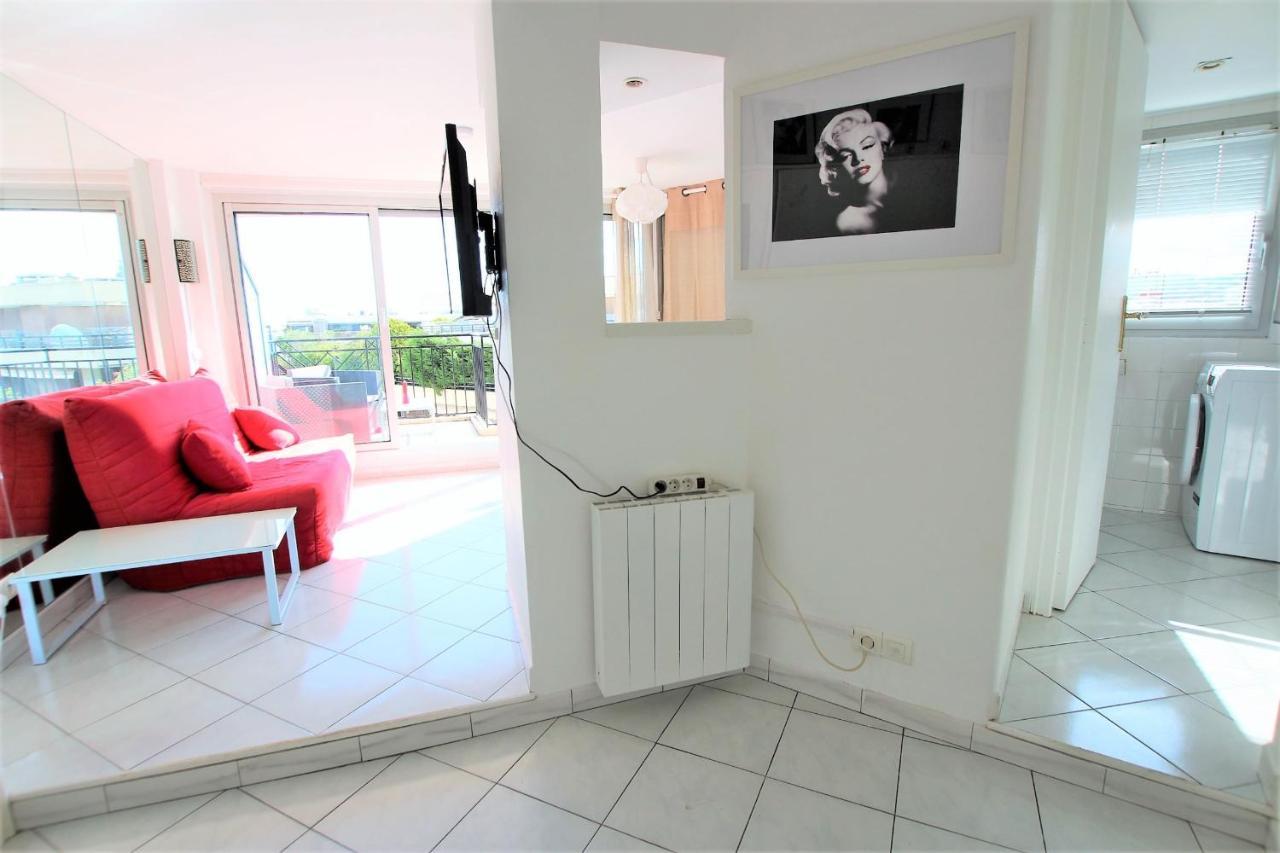 Nice Apartment Last Floor With Terrace And Clear View On The Sea Cannes Kültér fotó